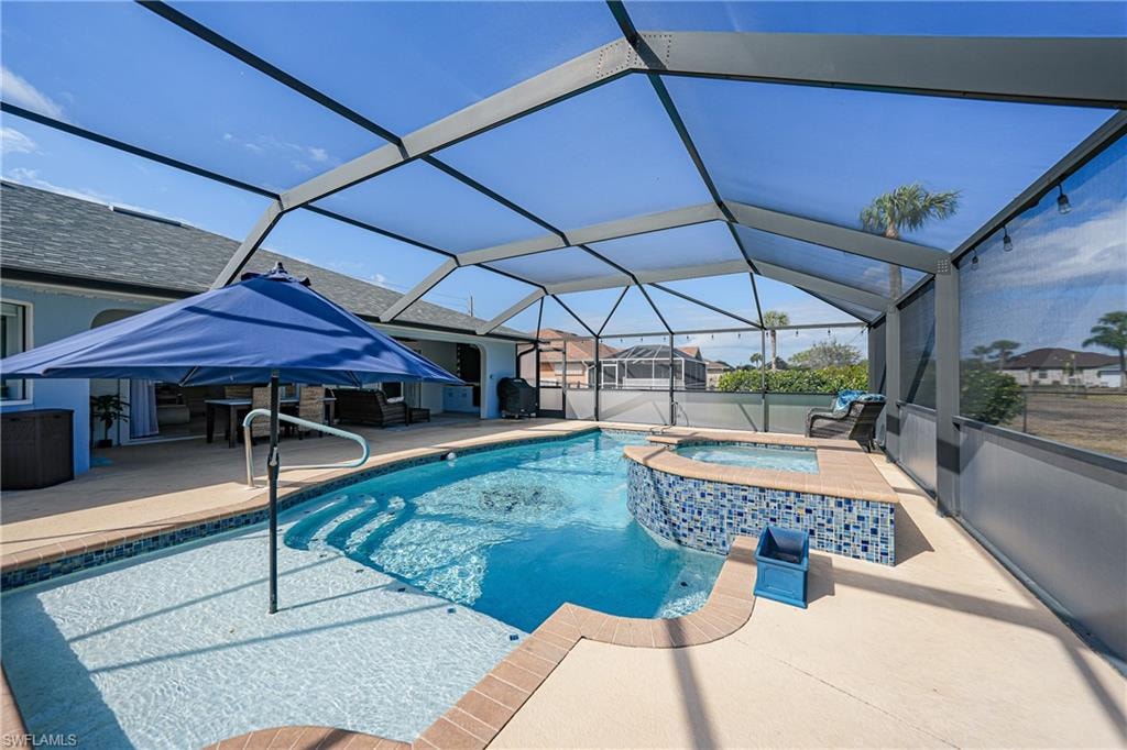 600 Royal Poinciana photo 36