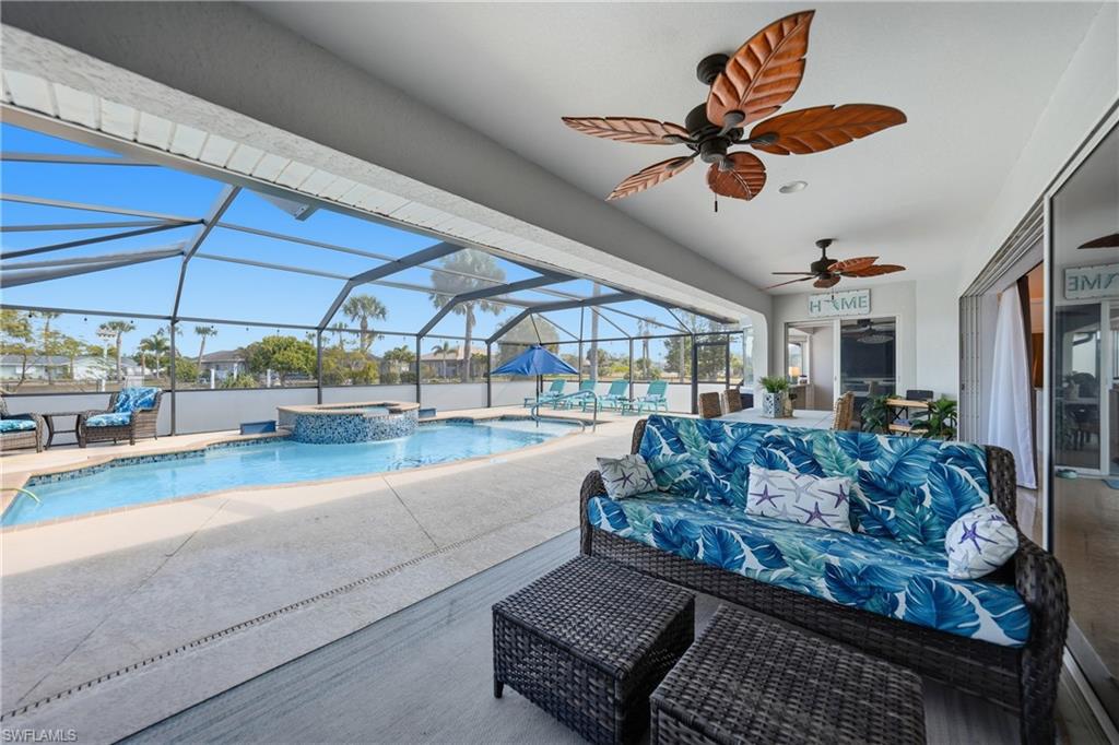 600 Royal Poinciana photo 30