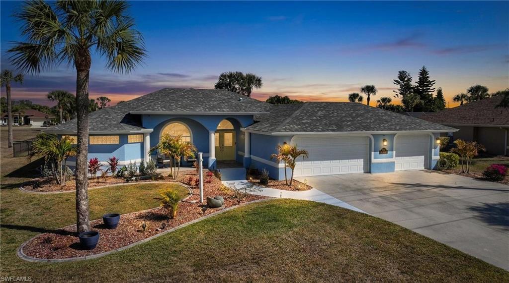 600 Royal Poinciana photo 45