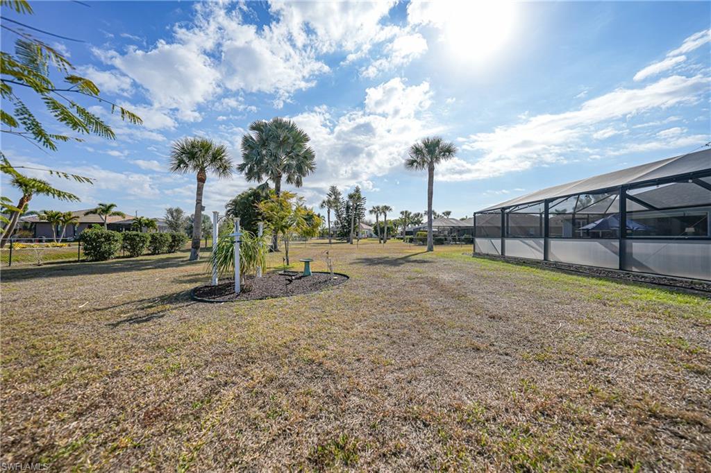 600 Royal Poinciana photo 40