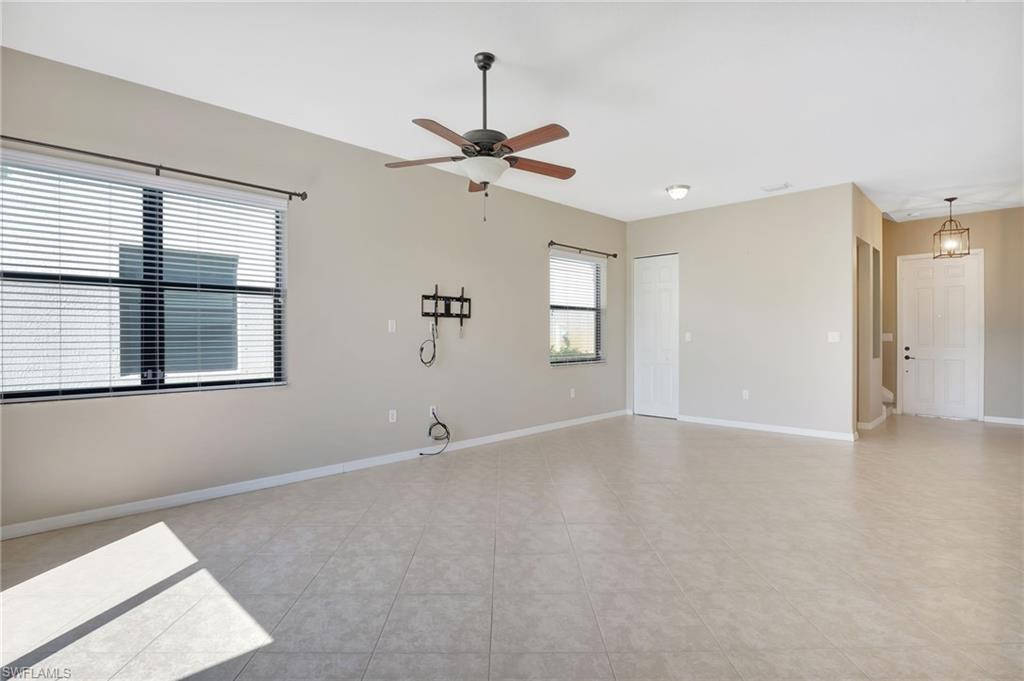 5374 Ferris AVE photo 7