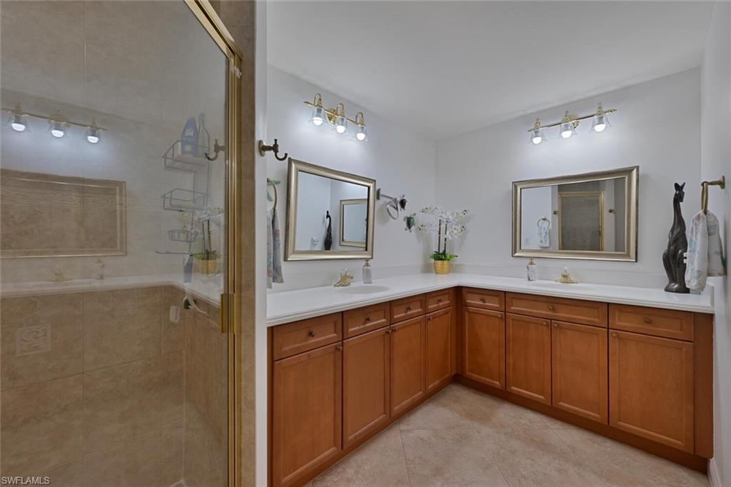 Owners Bath