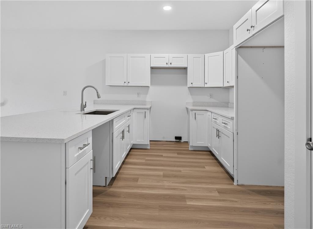 225/227 Ivan AVE S photo 7