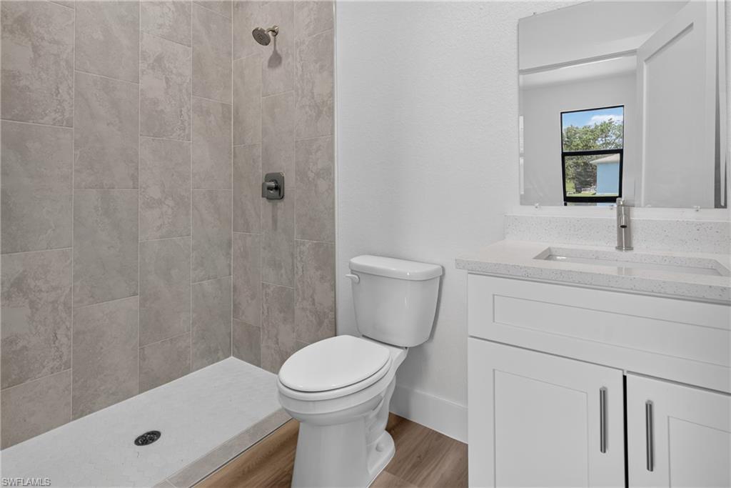 225/227 Ivan AVE S photo 31