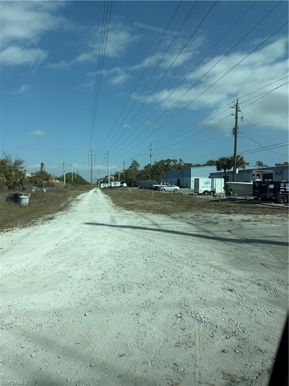 View of dirt / gravel road