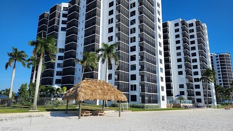 View of apartment building / complex