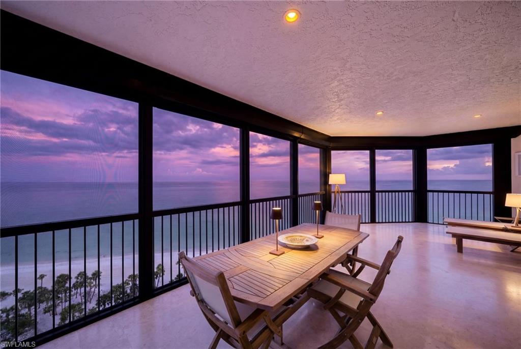 western screened lanai