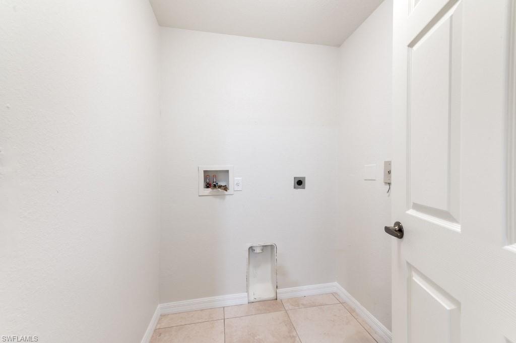 20265 Royal Villagio CT 208 photo 13