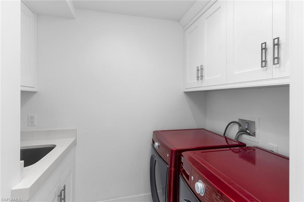 8231 Bay Colony DR 2004 photo 35