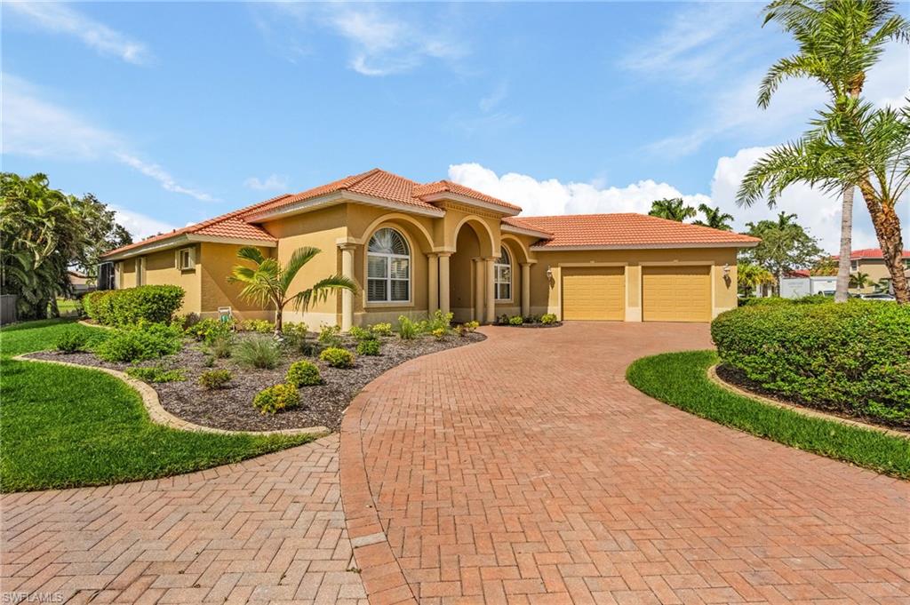 Paver Driveway/Double Garage