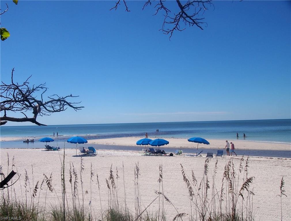 Pelican Bay South Beach