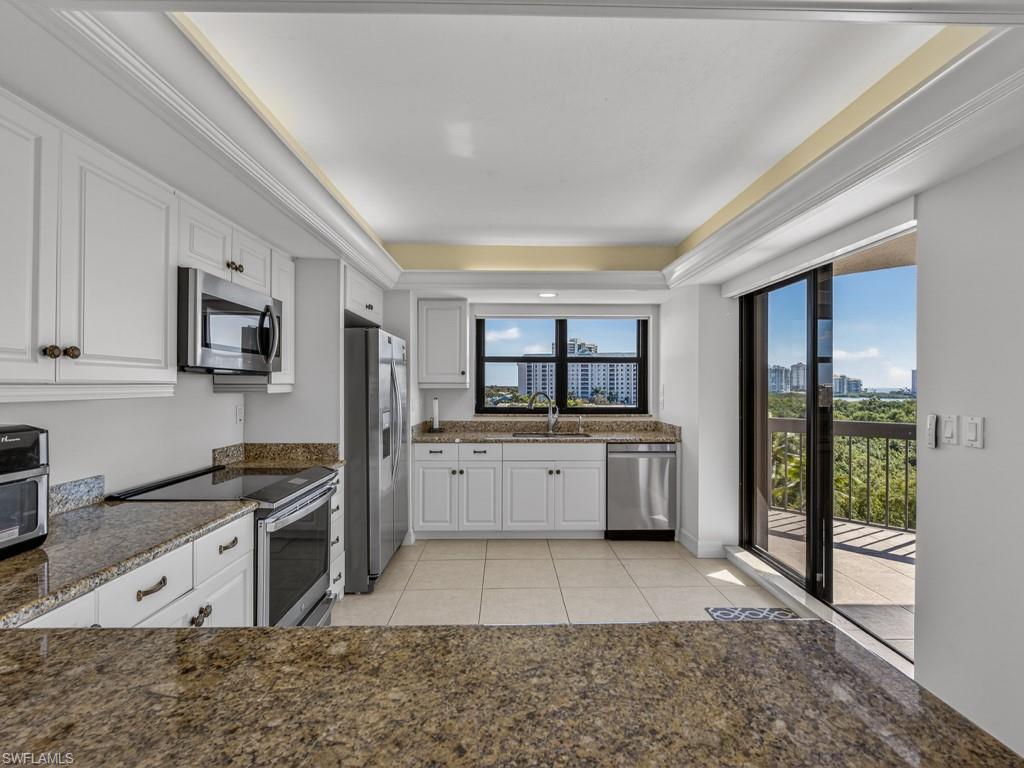 6001 Pelican Bay BLVD 503 photo 8