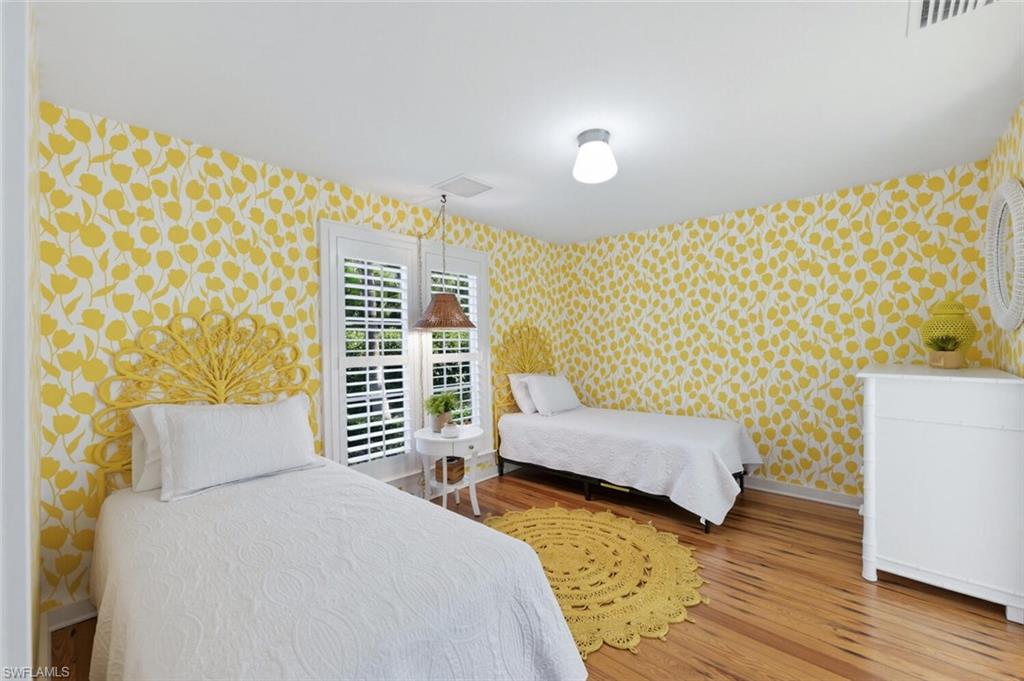 Guest - Twin-Sized Beds
