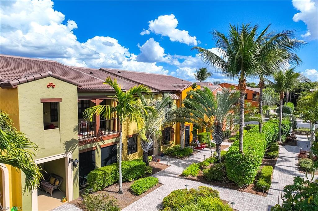 9037 Alturas ST 3702