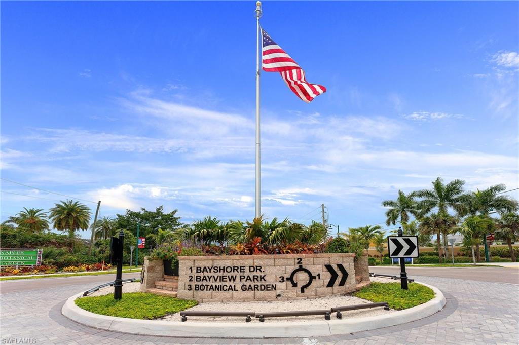 Bayshore Arts District Roundabout