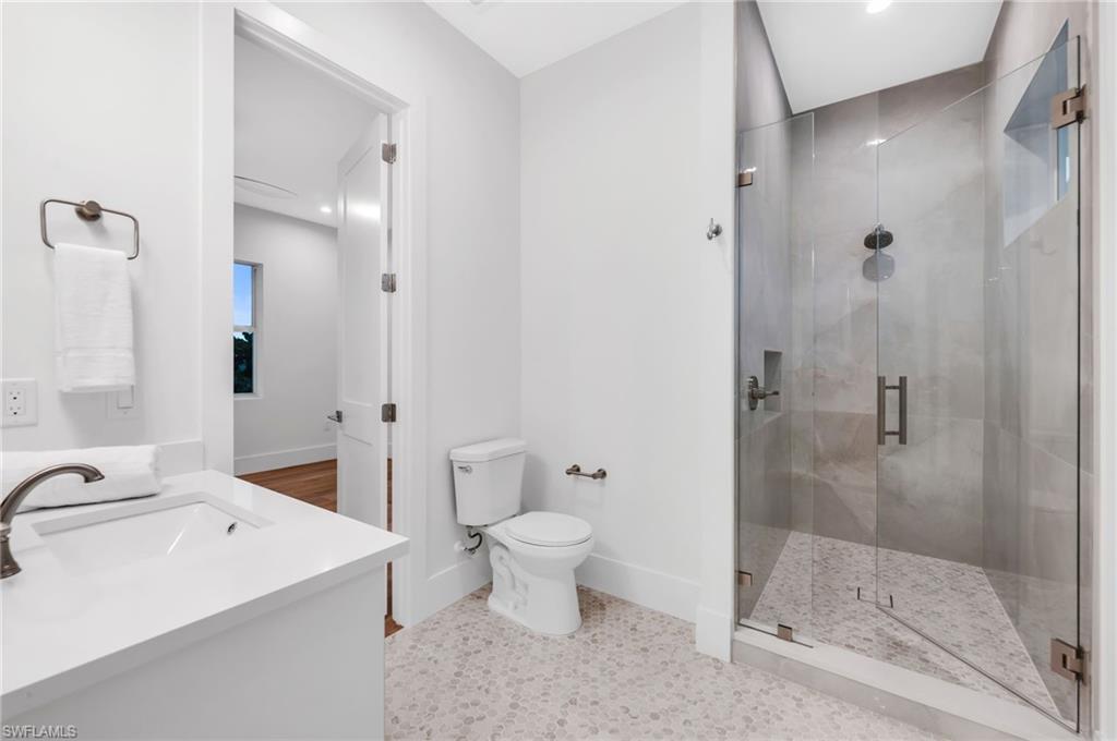 Upstairs Guest Bathroom