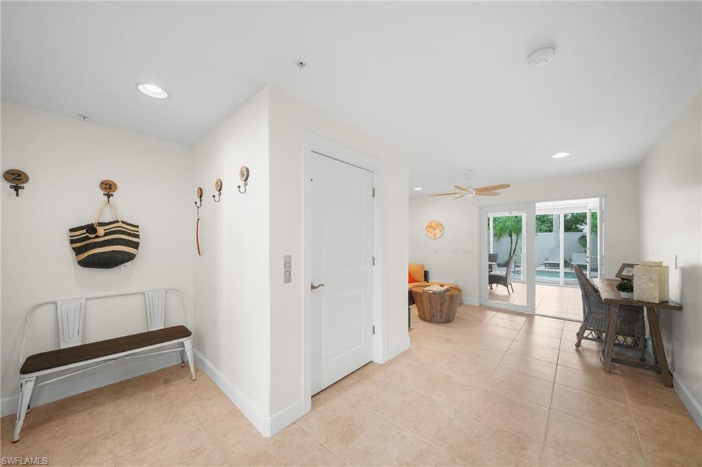 572 11th AVE S 2