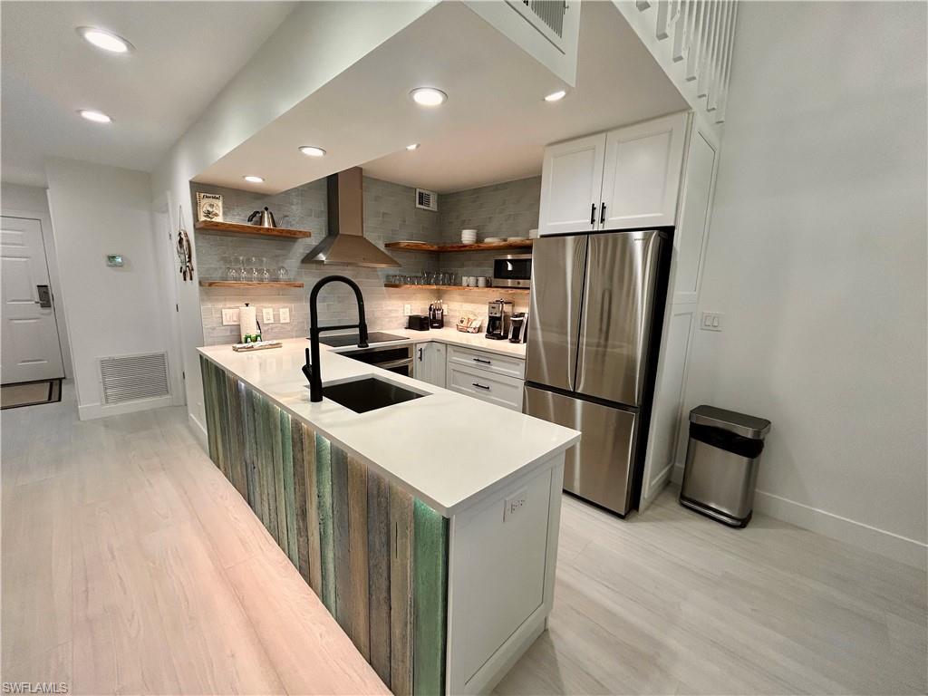 2122 Gulf Beach Villas photo 8