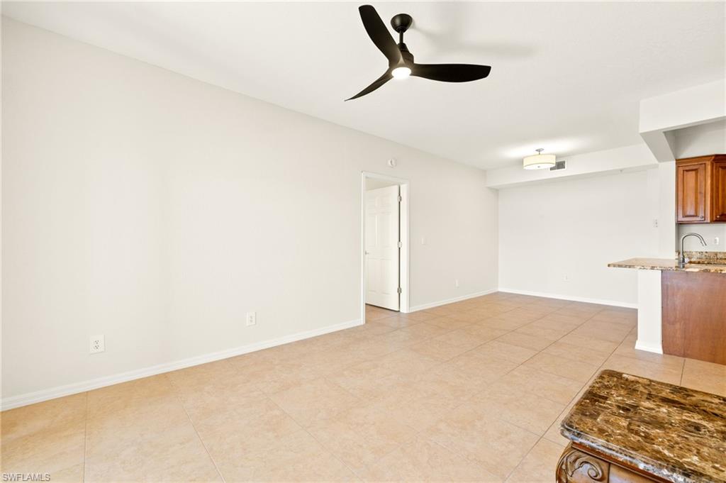 6401 Aragon WAY 204 photo 6