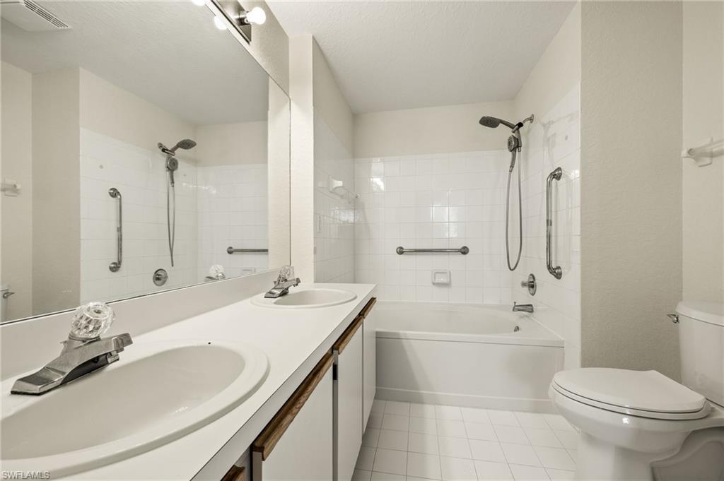 6401 Aragon WAY 204 photo 16