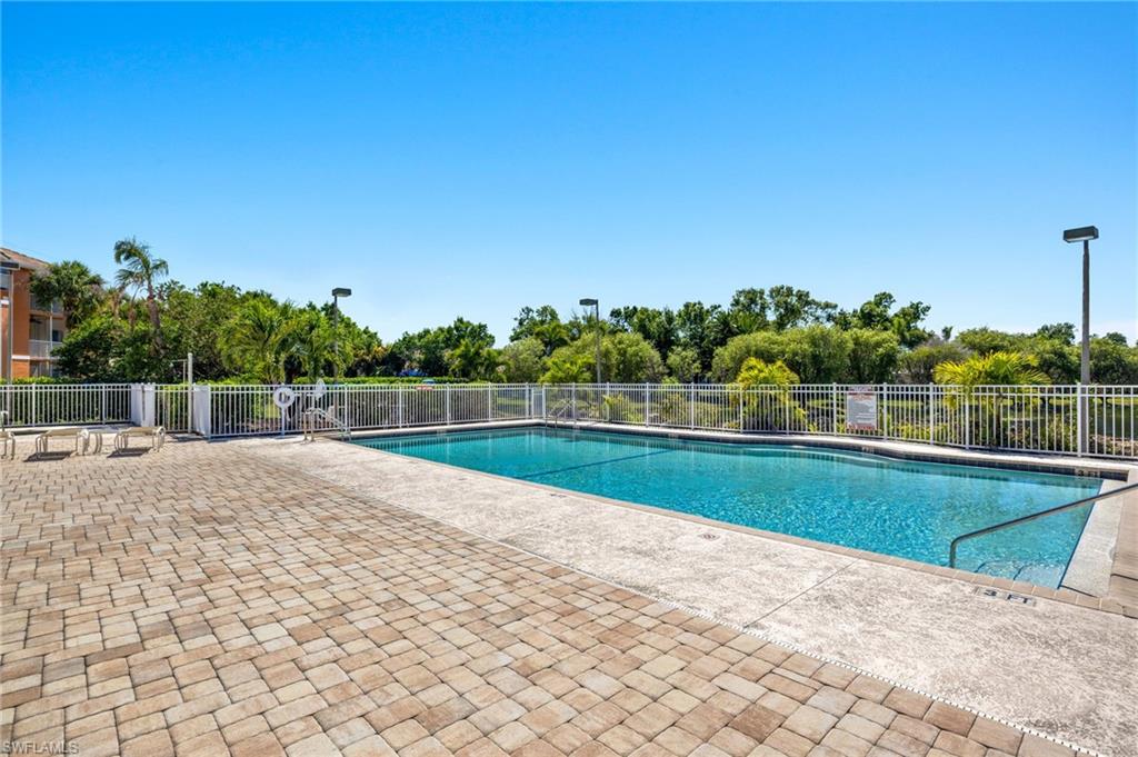 6401 Aragon WAY 204 photo 24
