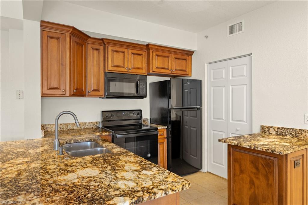 6401 Aragon WAY 204 photo 8