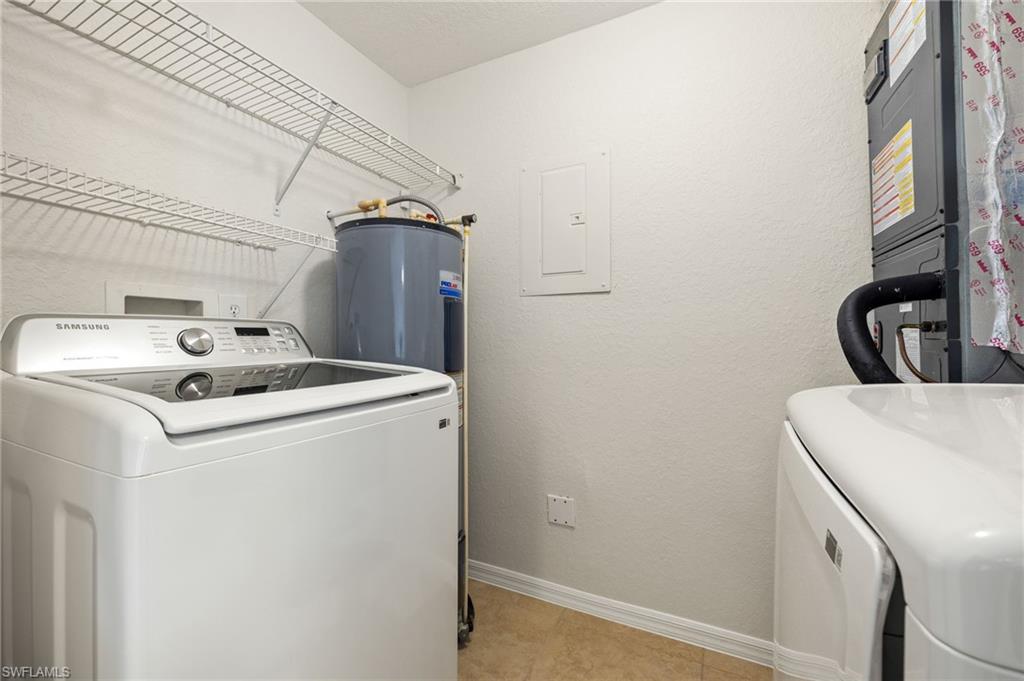 6401 Aragon WAY 204 photo 21