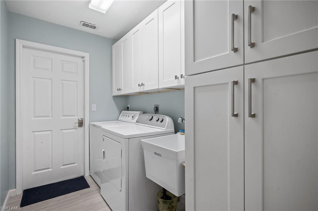 17611 Marco Island LN photo 31