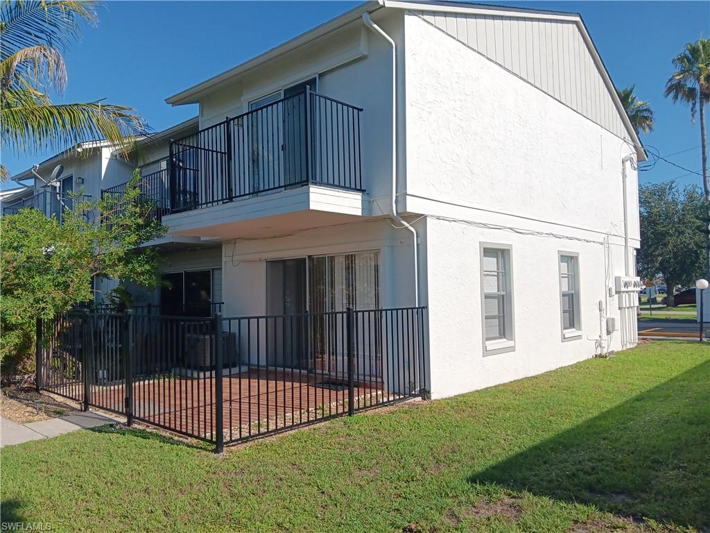 Townhouse Side View
