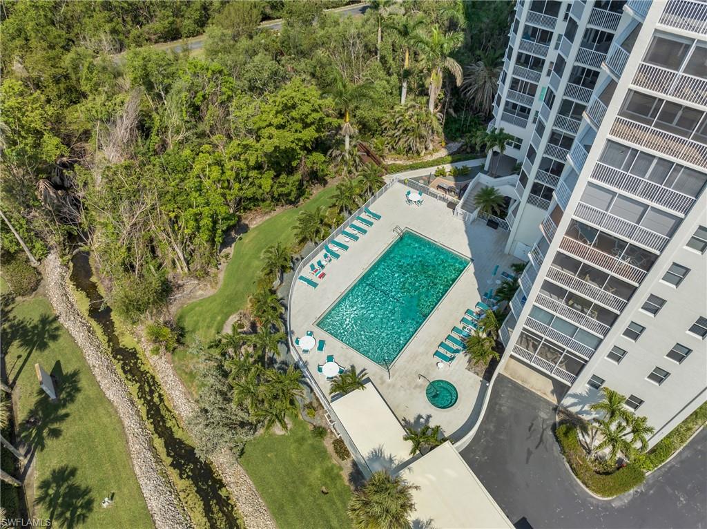 Bird's eye view of a pool