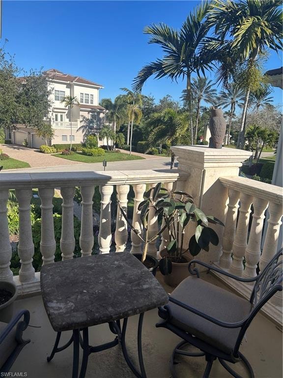 View of balcony/front lanai from den