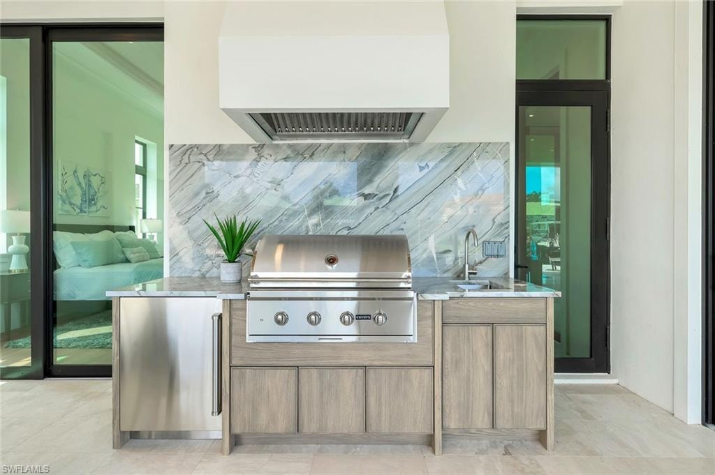 outdoor kitchen