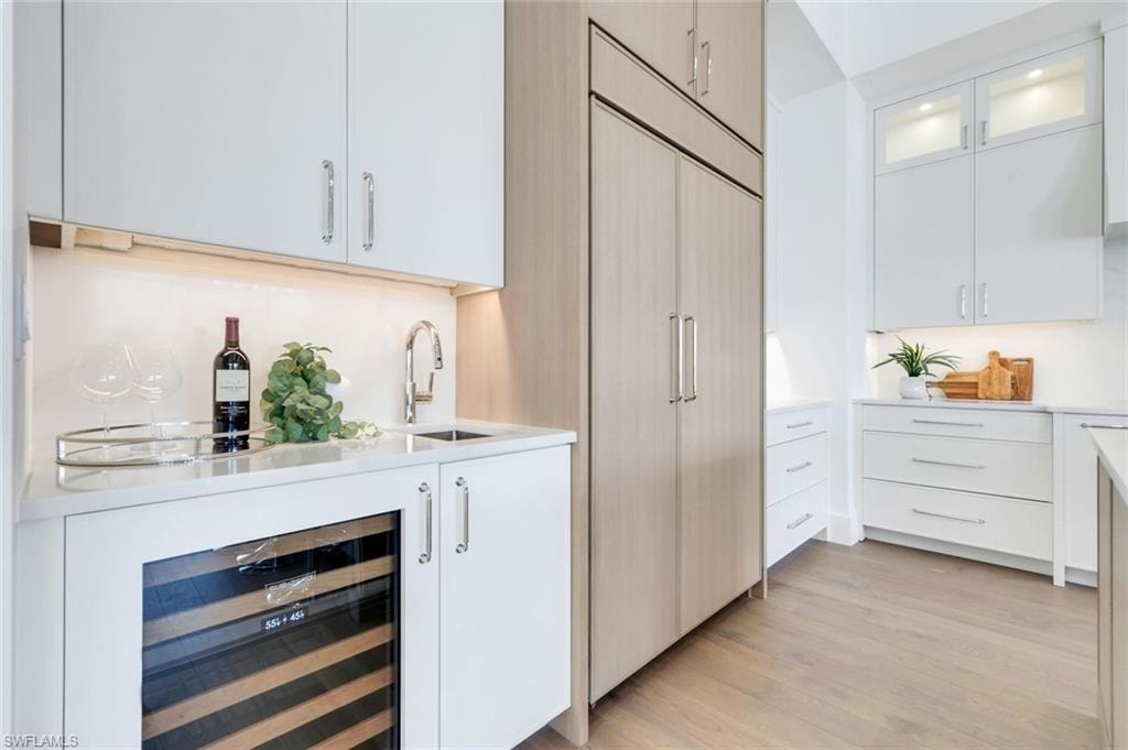 960 Iris CT photo 15