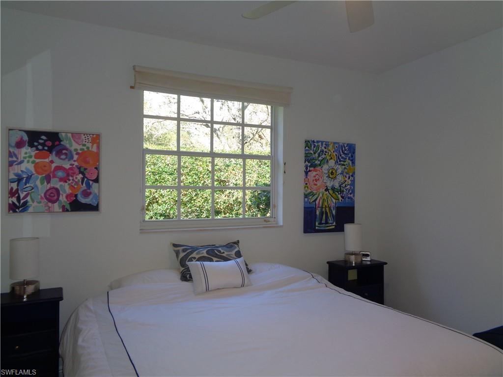 Bedroom with ceiling fan