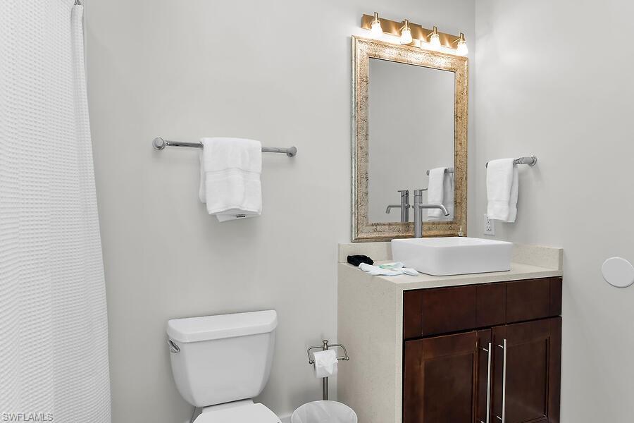 255 Columbus WAY photo 37