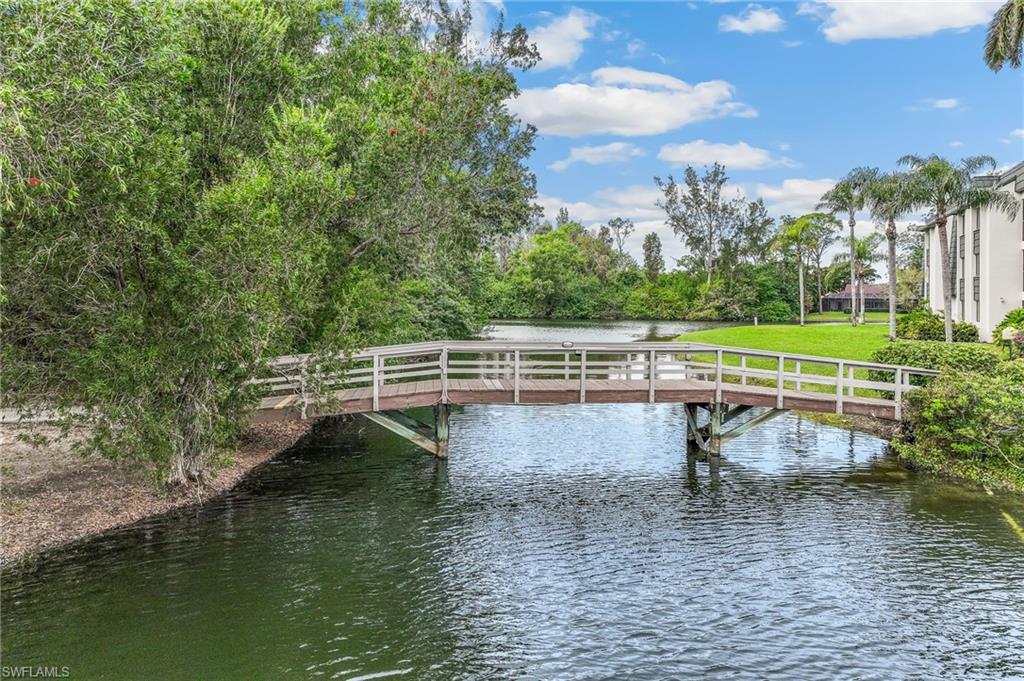 Nicely landscaped community