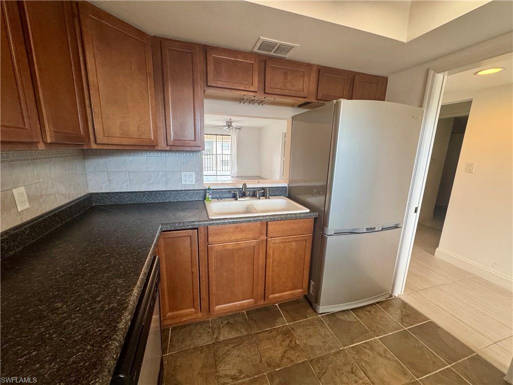 9395 Pennsylvania AVE 37