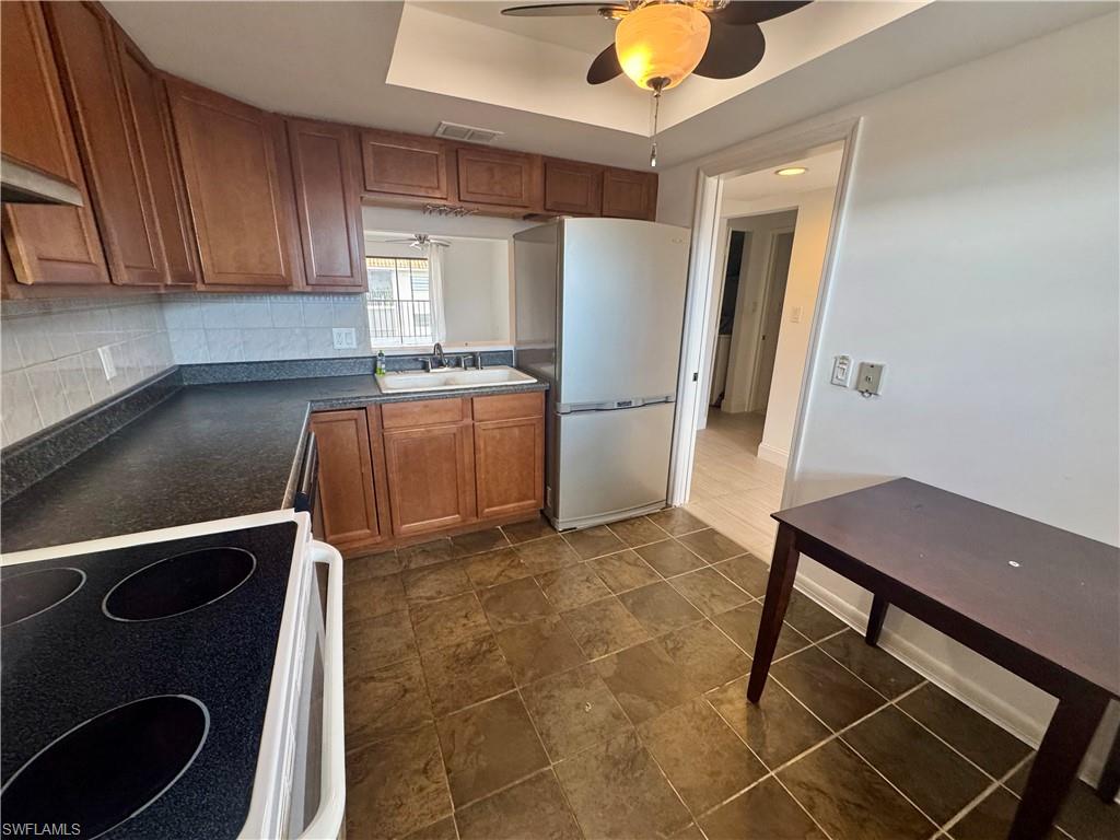9395 Pennsylvania AVE 37