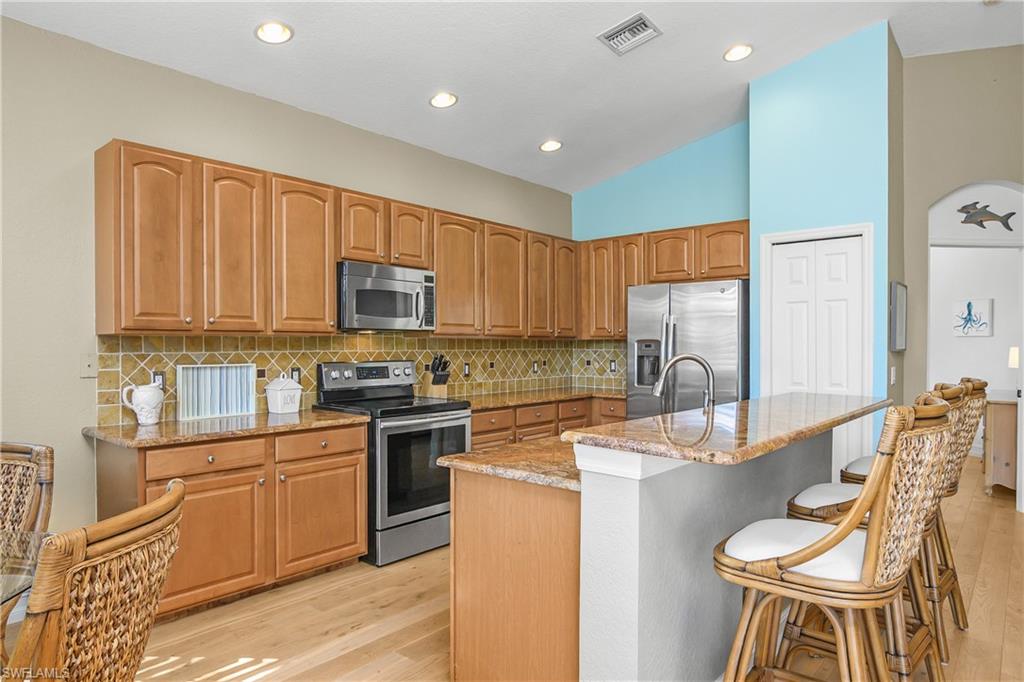 28241 Lisbon CT 3522 photo 6