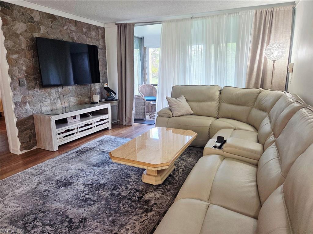 1086 Forest Lakes DR 9207 photo 7
