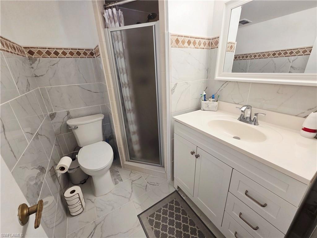 1086 Forest Lakes DR 9207 photo 10