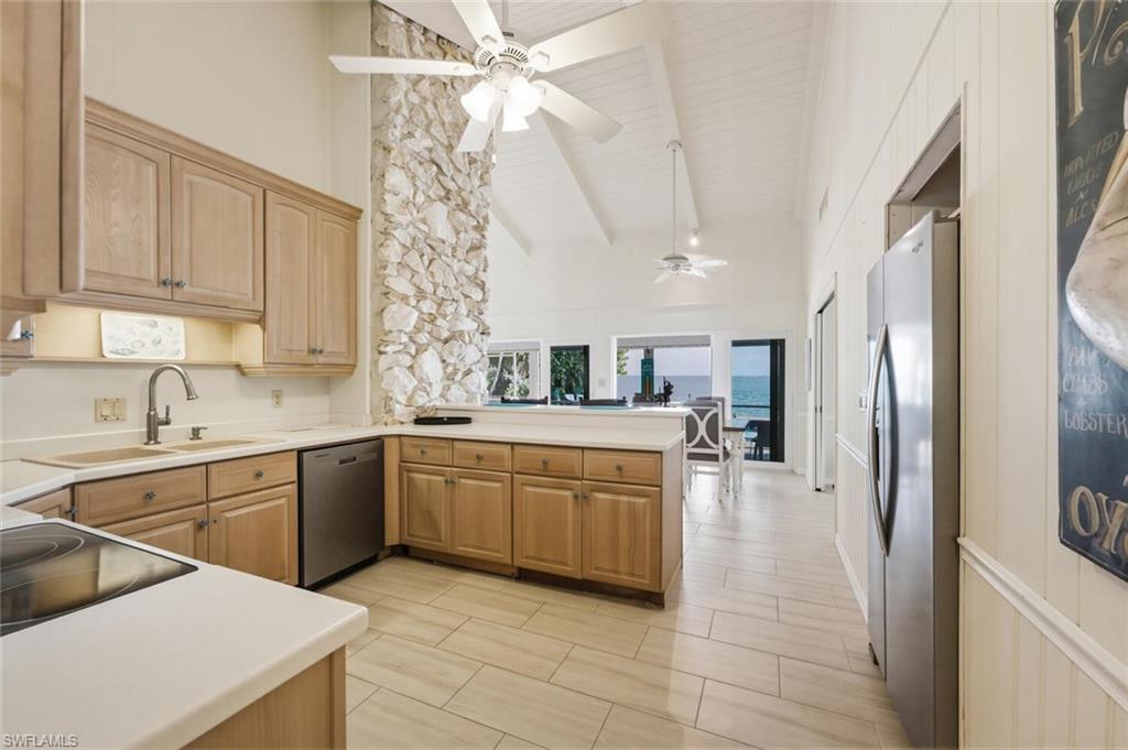 15153 Captiva DR photo 16