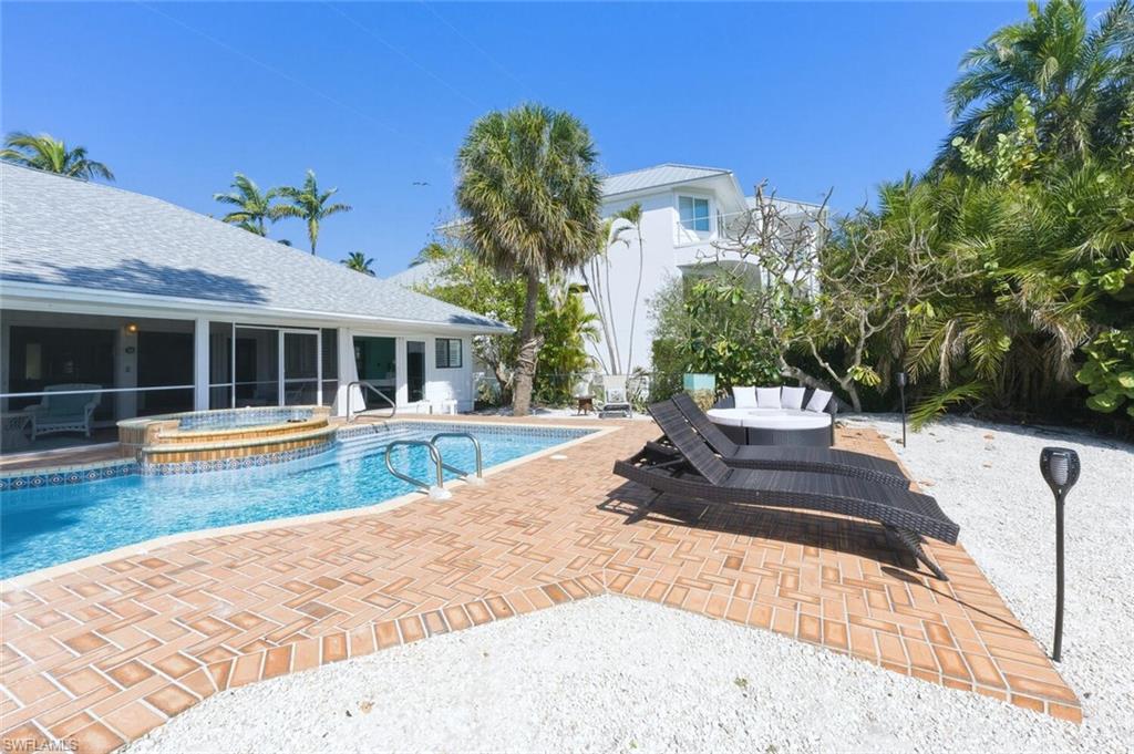 15153 Captiva DR photo 34