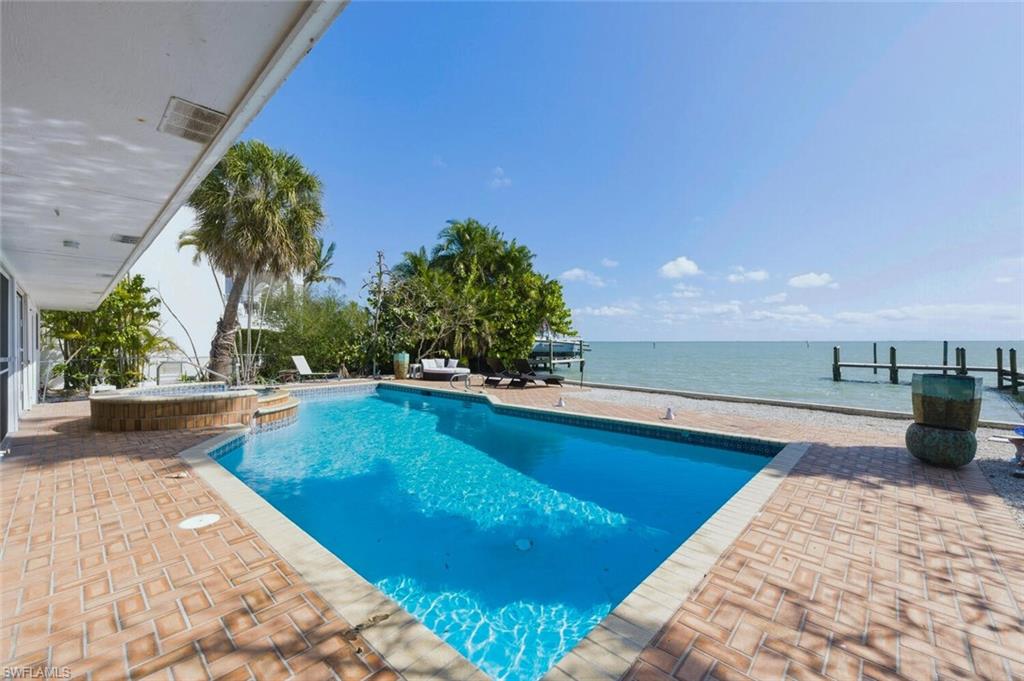 15153 Captiva DR