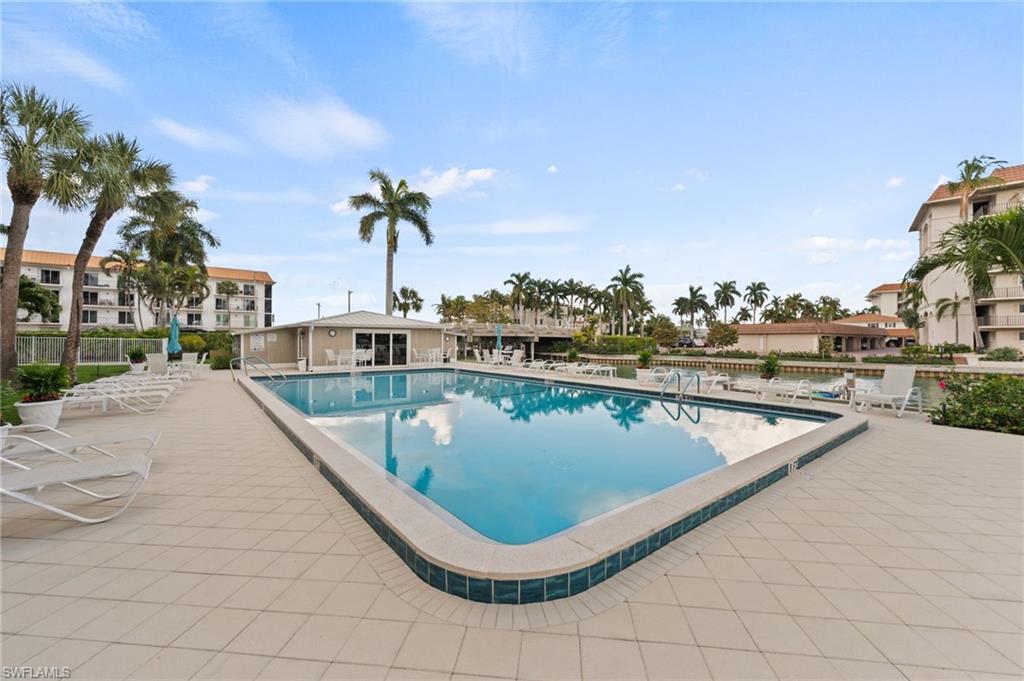 2880 GULF SHORE BLVD N 410 photo 42