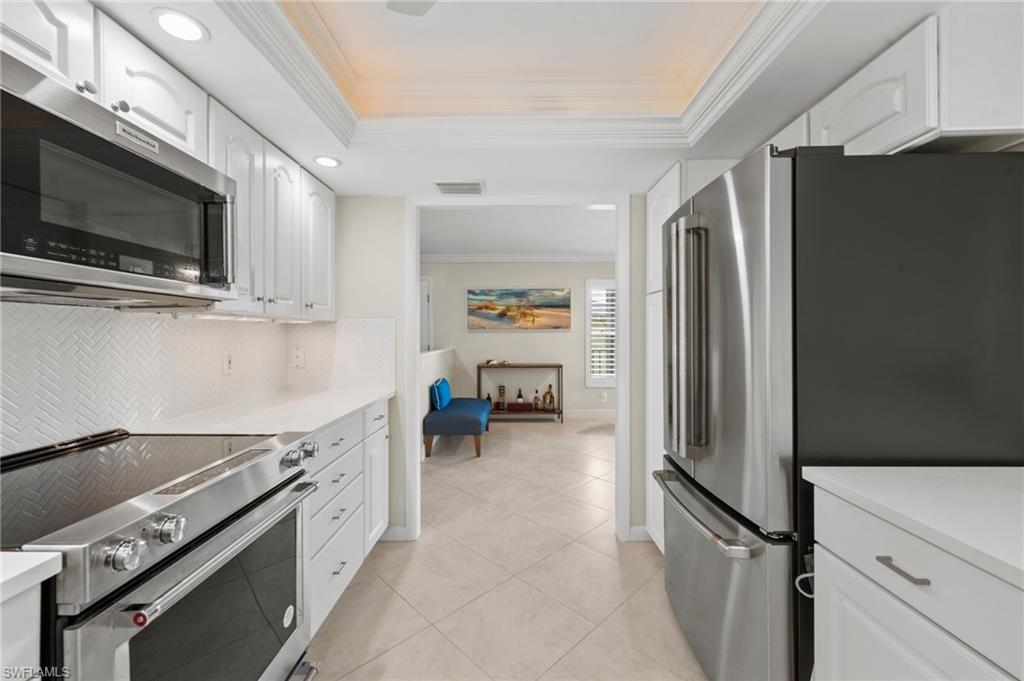 2880 GULF SHORE BLVD N 410 photo 16