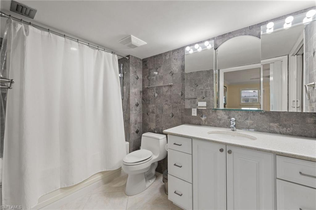 2880 GULF SHORE BLVD N 410 photo 22