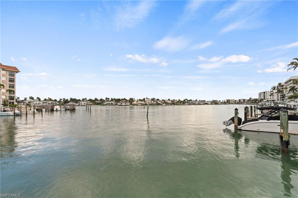 2880 GULF SHORE BLVD N 410 photo 33