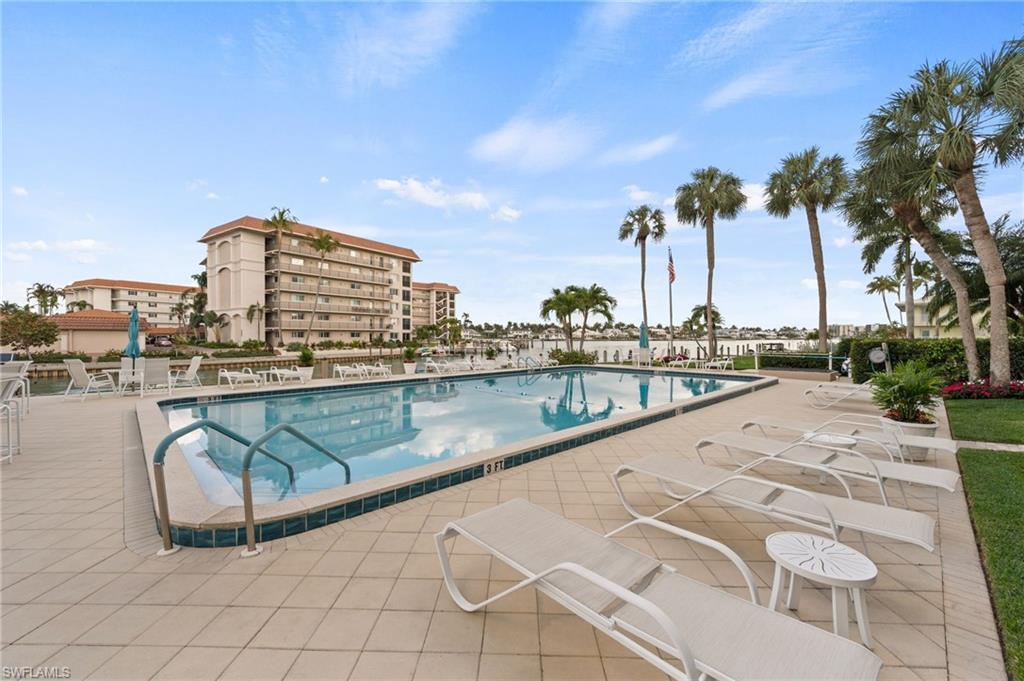 2880 GULF SHORE BLVD N 410 photo 41