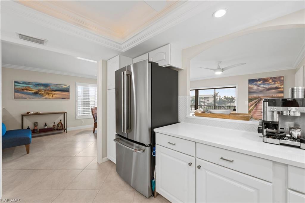 2880 GULF SHORE BLVD N 410 photo 15